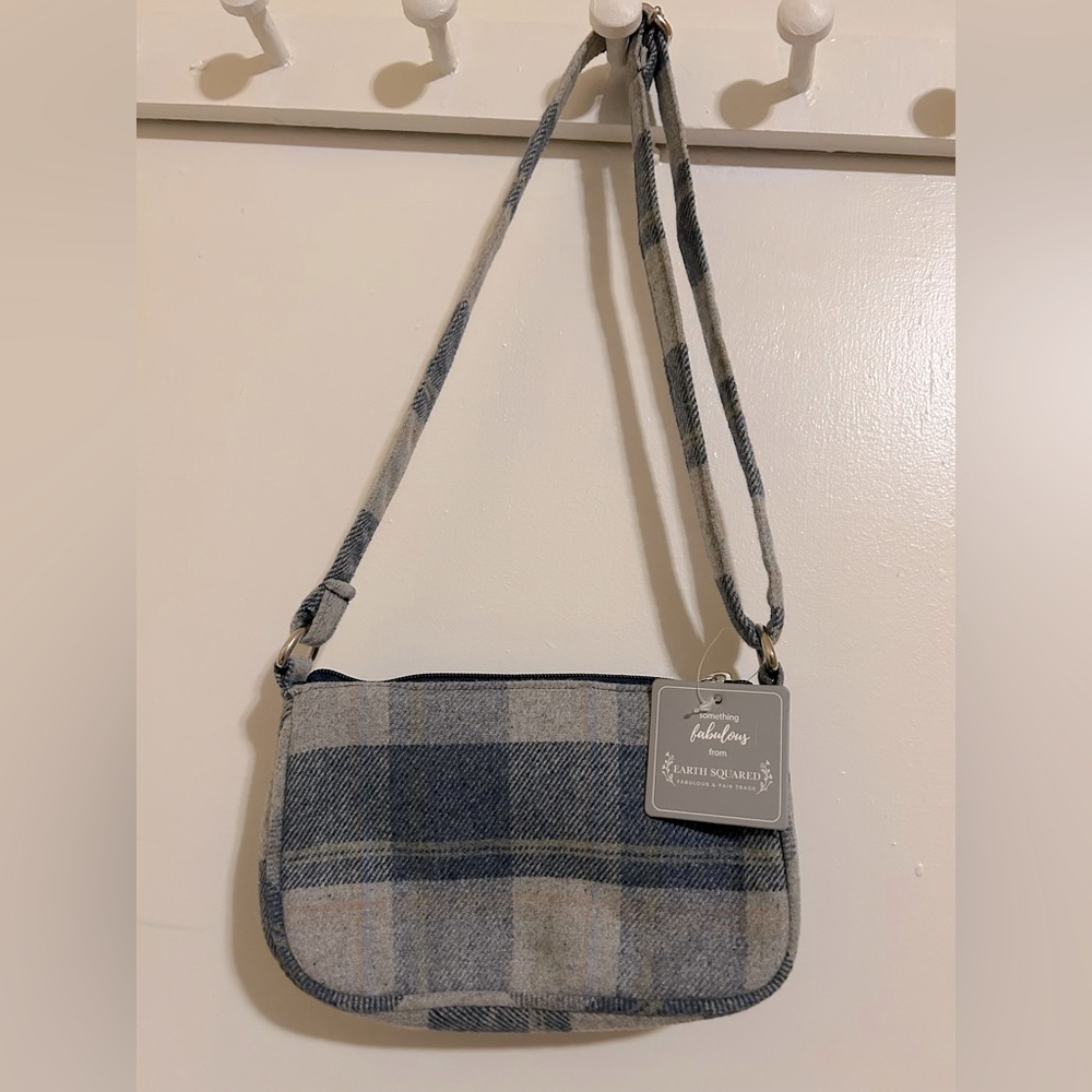 Small blue tweed wool purse from Scotland
